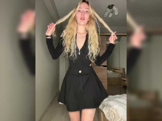 Looonacom live cam on BongaCams
