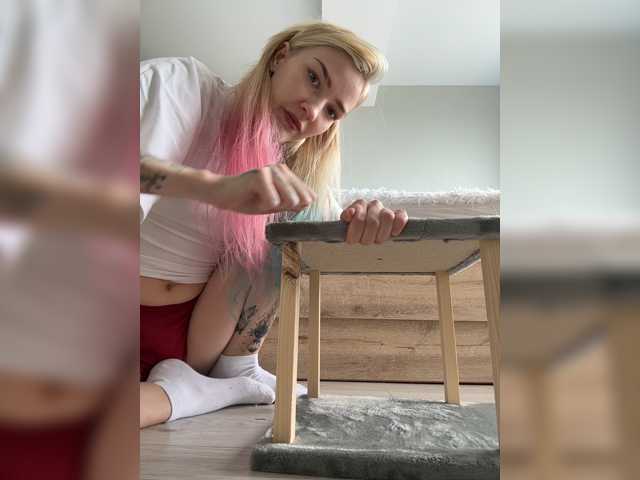 Looonacom live cam on BongaCams