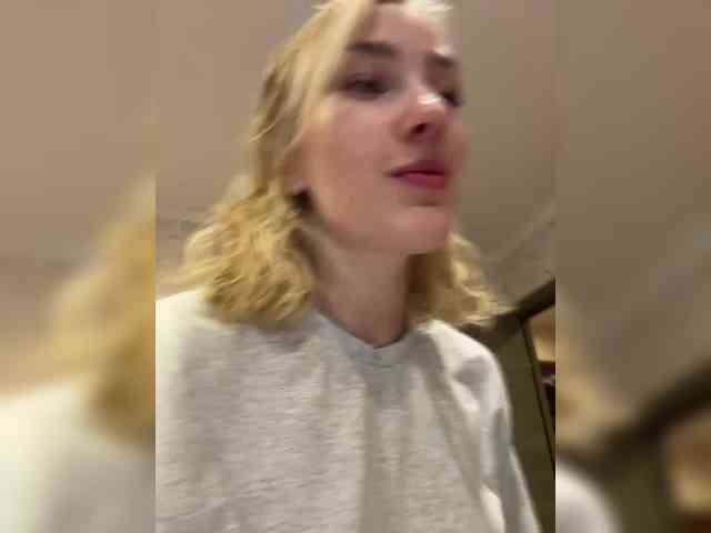 AlinnaAnnila webcam