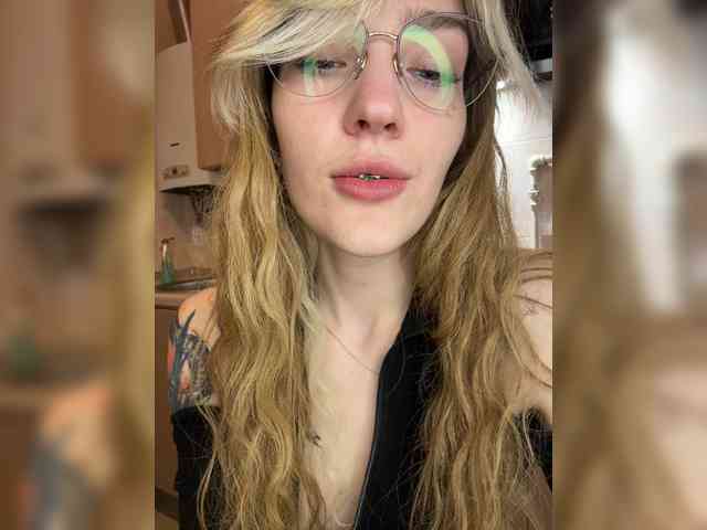 AlinnaAnnila webcam