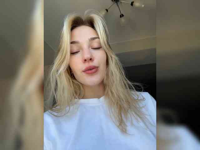 Looonacom Sex Cam Show