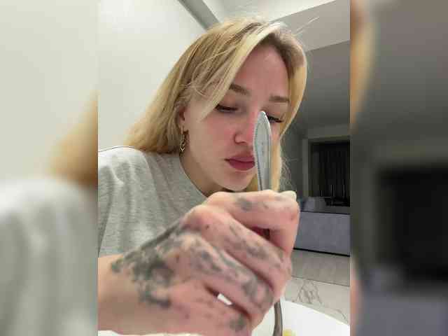 AlinnaAnnila webcam
