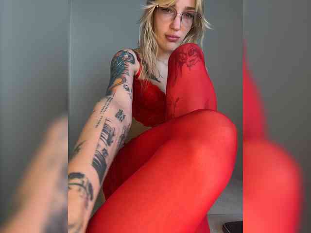 Looonacom Live Webcam on BongaCams