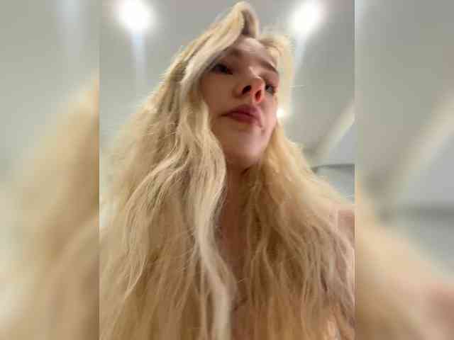 AlinnaAnnila webcam