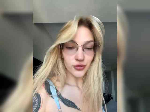 AlinnaAnnila webcam