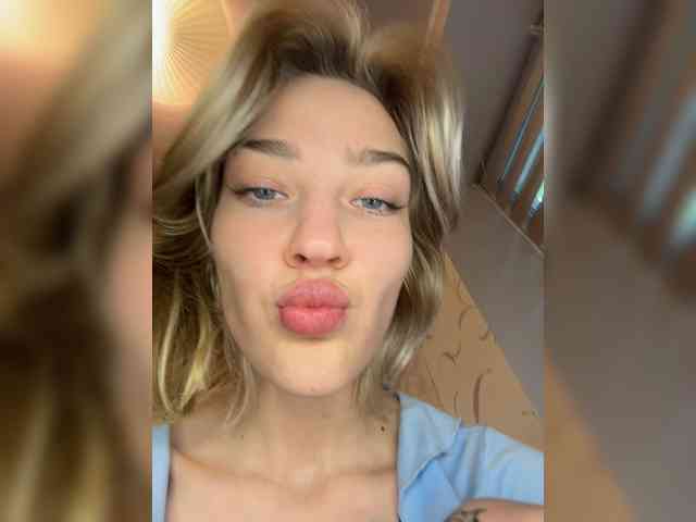AlinnaAnnila webcam