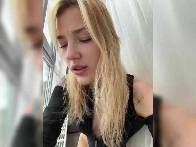 AlinnaAnnila webcam