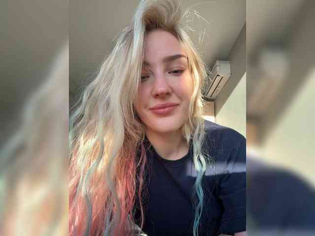 AlinnaAnnila webcam