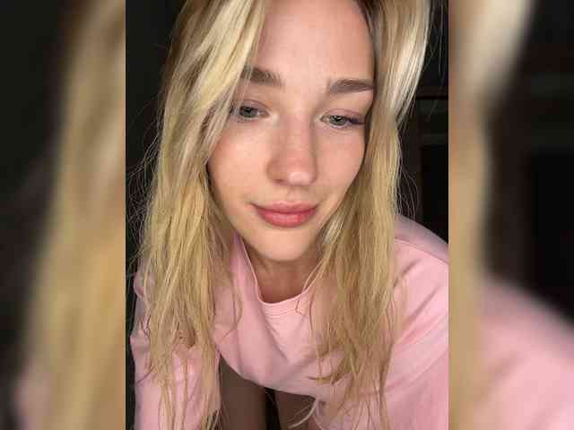 AlinnaAnnila webcam