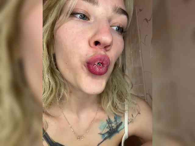 AlinnaAnnila webcam