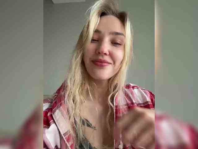 AlinnaAnnila webcam