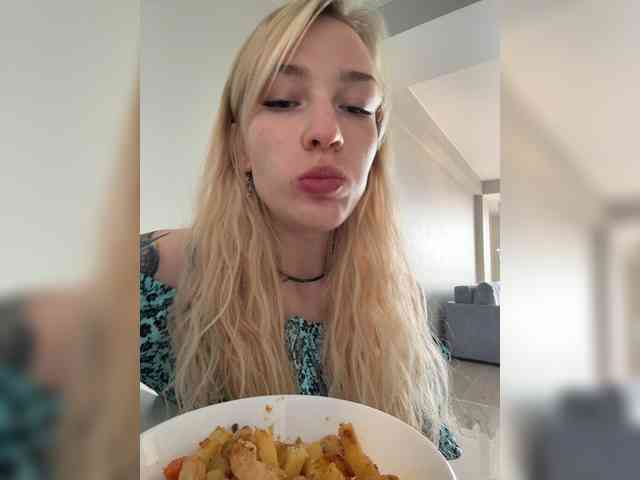 AlinnaAnnila webcam
