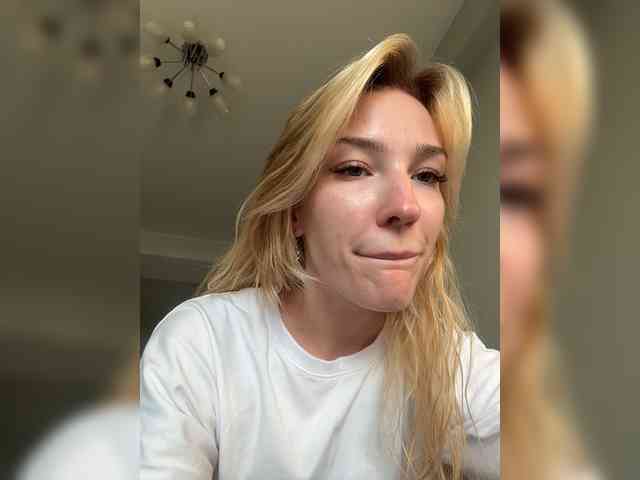 Looonacom Live Webcam on BongaCams