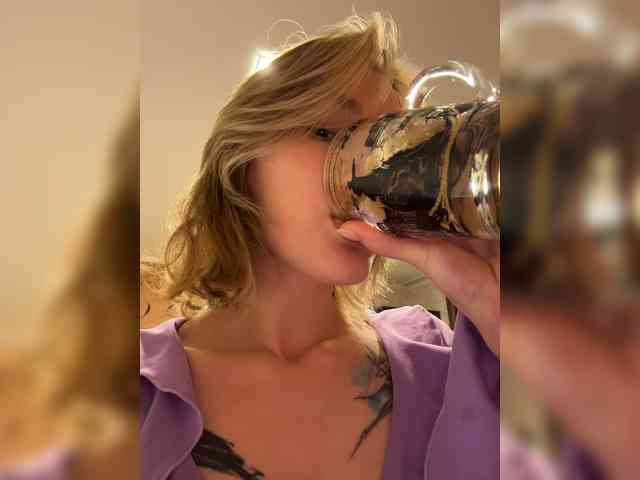 AlinnaAnnila webcam