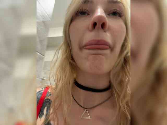 AlinnaAnnila webcam