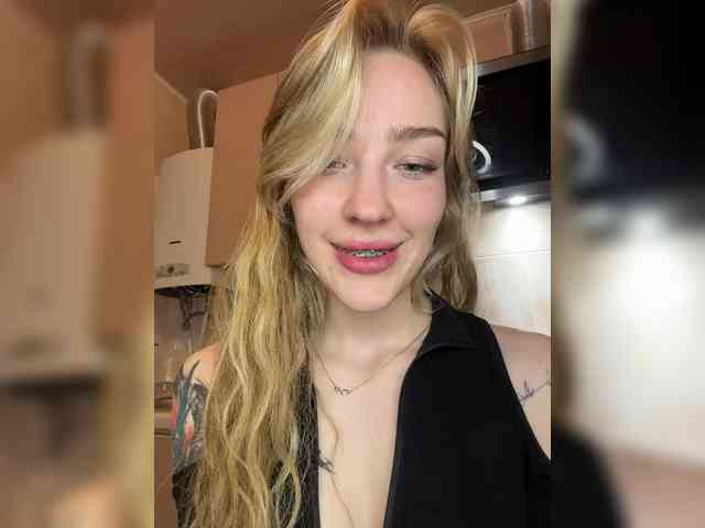 Модель: AlinnaAnnila