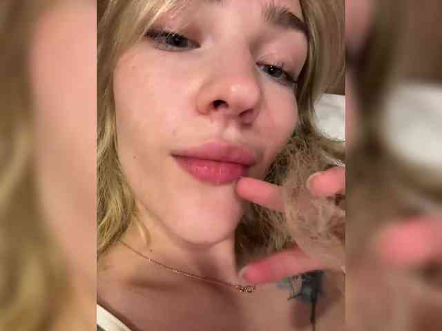 AlinnaAnnila webcam