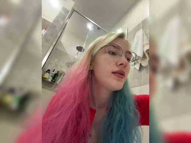 alinnaannila's live room