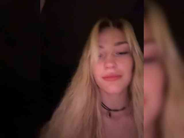 AlinnaAnnila webcam