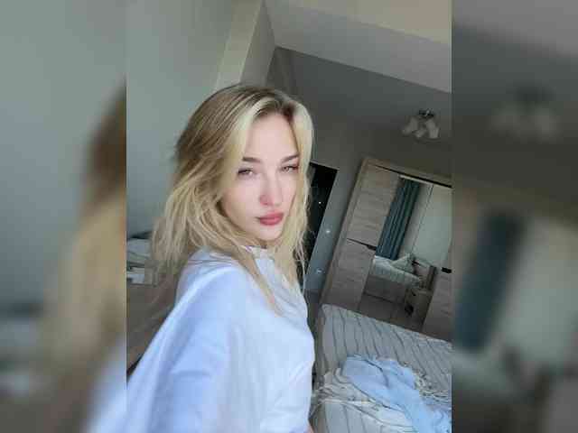 Looonacom Sex Cam Show