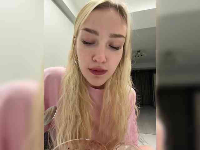 AlinnaAnnila webcam