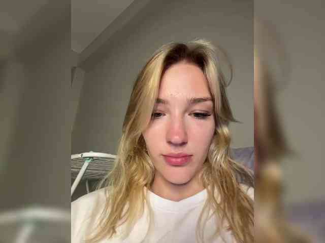 Looonacom Live Webcam on BongaCams
