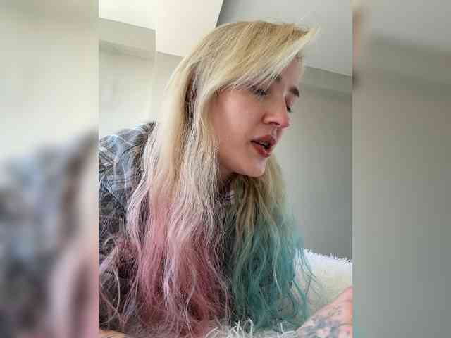 AlinnaAnnila webcam