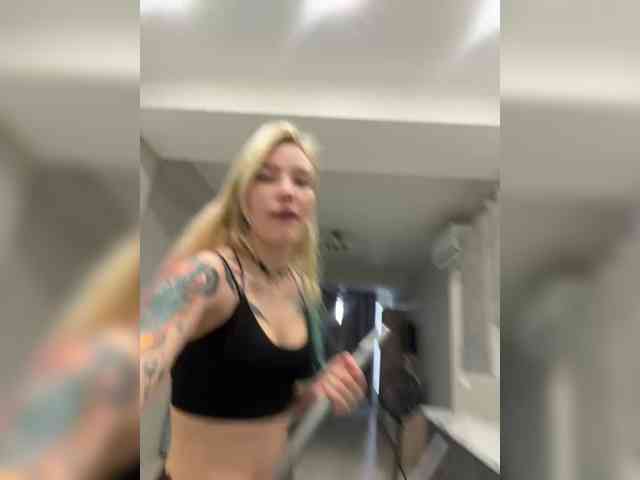 AlinnaAnnila webcam