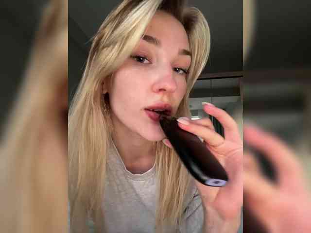 AlinnaAnnila webcam