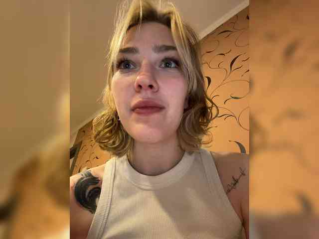 AlinnaAnnila webcam