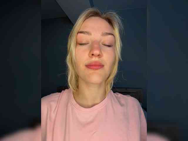 AlinnaAnnila webcam