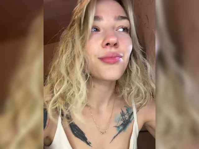 AlinnaAnnila webcam