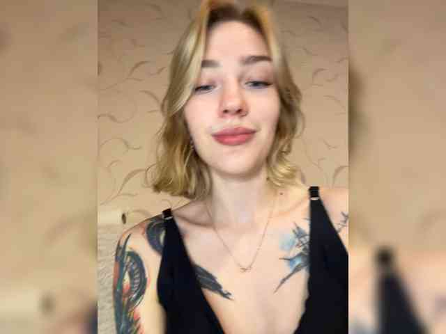 Modèle: AlinnaAnnila
