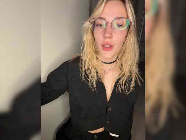 AlinnaAnnila webcam