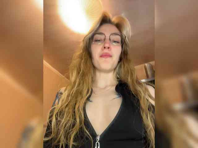 AlinnaAnnila webcam