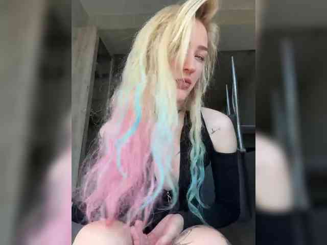 Looonacom Live Webcam on BongaCams