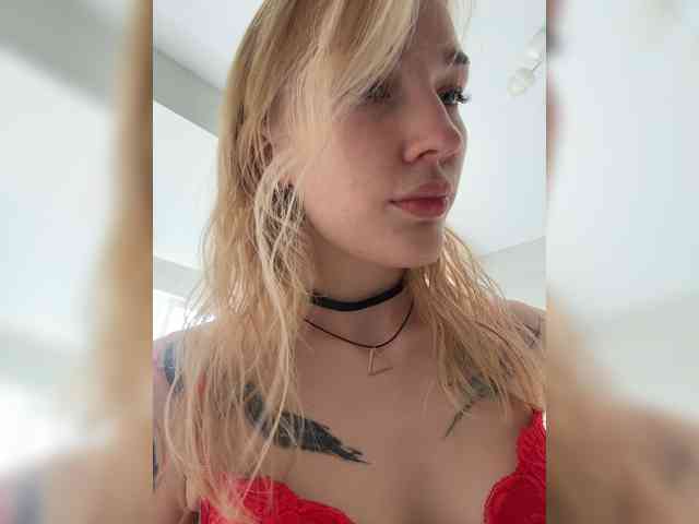 AlinnaAnnila webcam