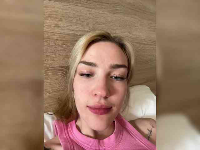 AlinnaAnnila webcam