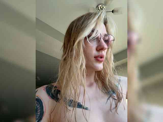 AlinnaAnnila webcam