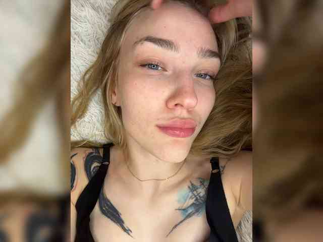Модель: AlinnaAnnila
