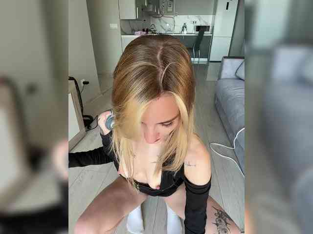 AlinnaAnnila webcam
