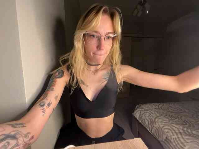 AlinnaAnnila webcam
