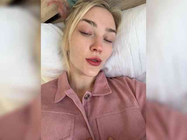 AlinnaAnnila webcam