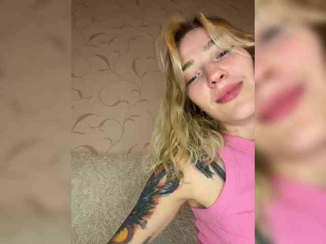 Looonacom Live Webcam on BongaCams
