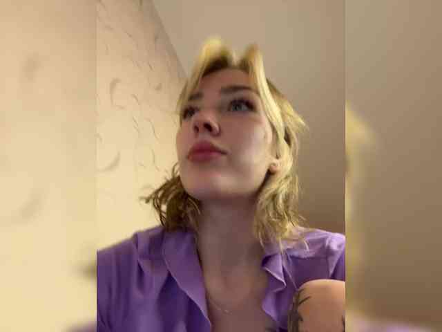 AlinnaAnnila webcam