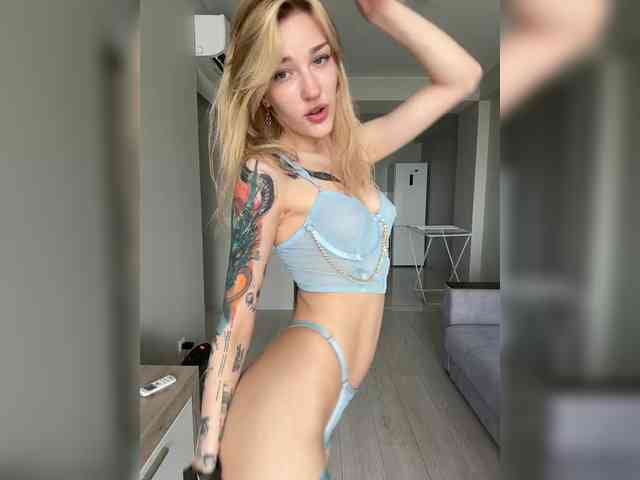 Looonacom Sex Cam Show