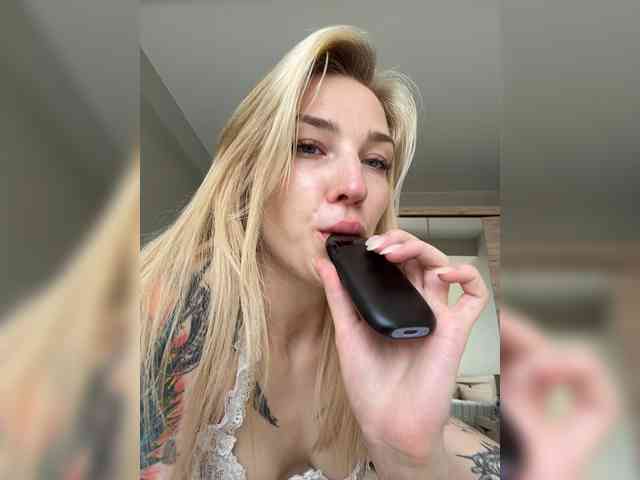AlinnaAnnila webcam