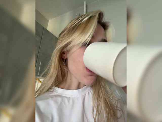 AlinnaAnnila webcam