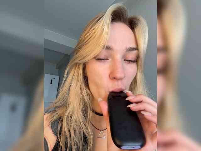 AlinnaAnnila webcam