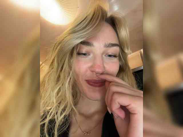 AlinnaAnnila webcam